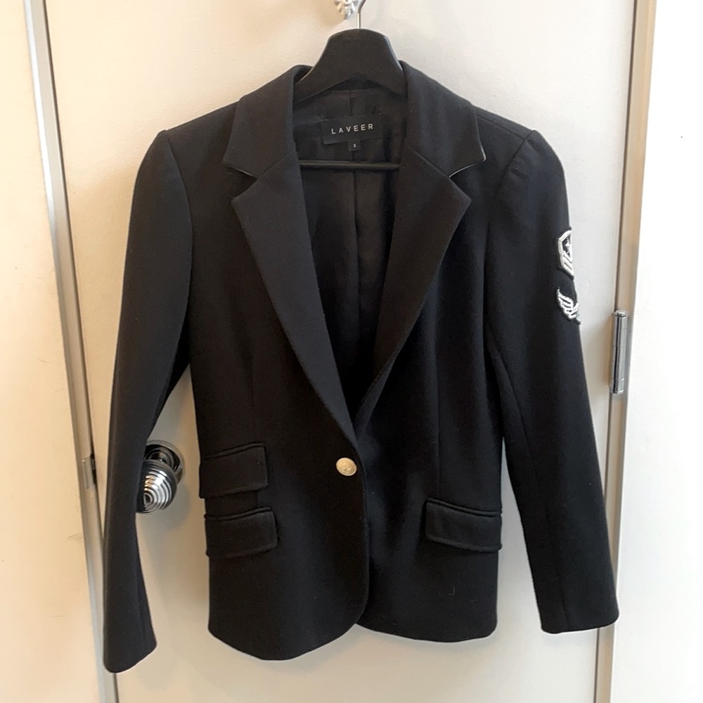 Loved Laveer suit jacket w military patches